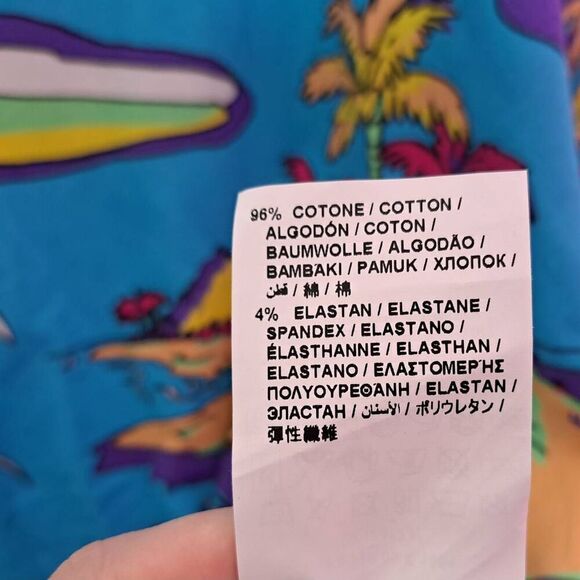 LOVE MOSCHINO Women's Alien Surf Print Short Sleeve T-shirt Dress sz 6 US - Picture 8 of 8